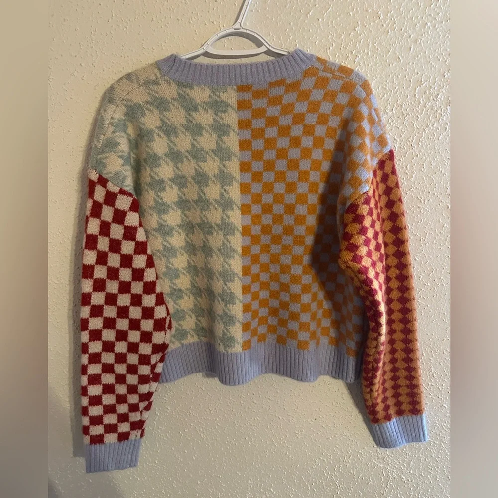 Patterned Multicolor Sweater - Picture 4 of 4